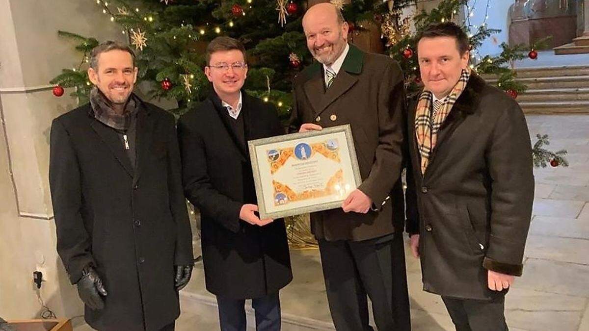 Dominik Rom, Stadtpfarrer Christoph Kranicki, Hans Gritsch und Helmut Timmerer (von links)	 