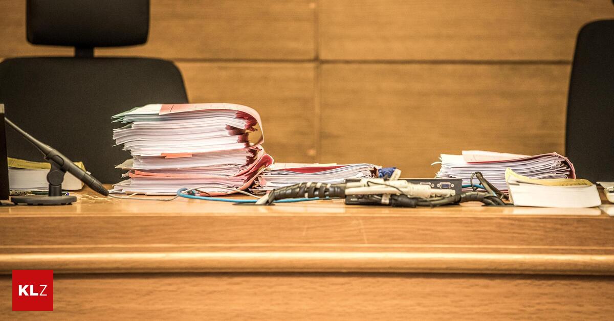 Nackt-am-Dachboden-gedem-tigt-Schuldspr-che-f-r-acht-Pedo-Hunter-