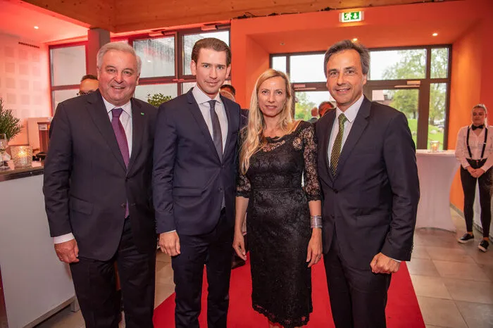 Polit-Spitze bei der Primus-Wirtschaftsgala der Kleinen Zeitung in Graz: Landeshauptmann Hermann Schützenhöfer, Bundeskanzler Sebastian Kurz, Ministerin Juliane Bogner-Strauß, Grazer Bürgermeister Siegfried Nagl.
