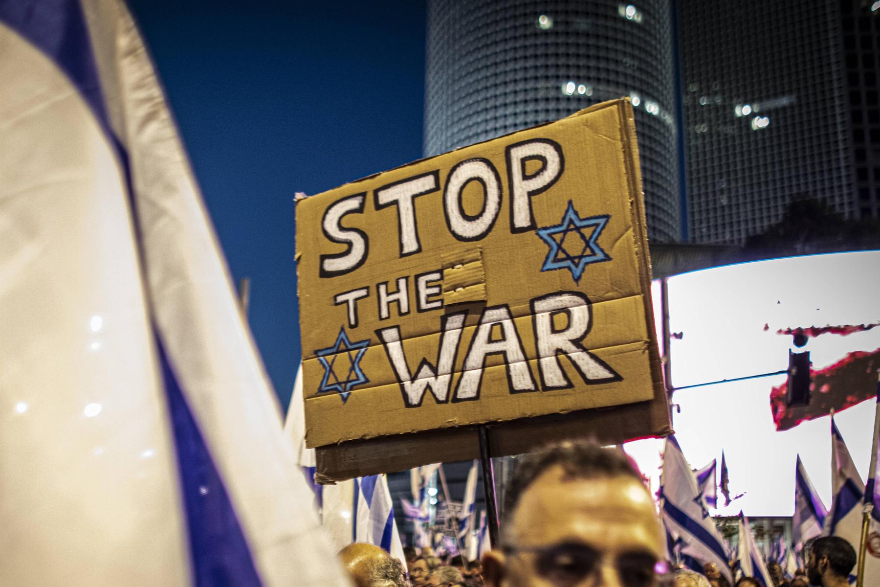 Israel: Hunderte arabische und jüdische Israelis demonstrieren für Frieden