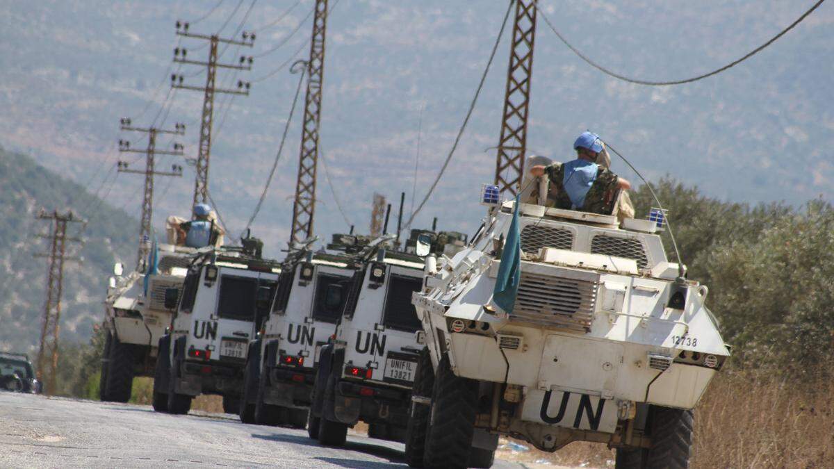 UNIFIL-Einheiten auf einer Patrouille im Libanon