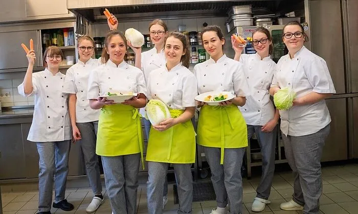 Toll gemacht: die Schülerinnen der Fachschule Oberlorenzen
