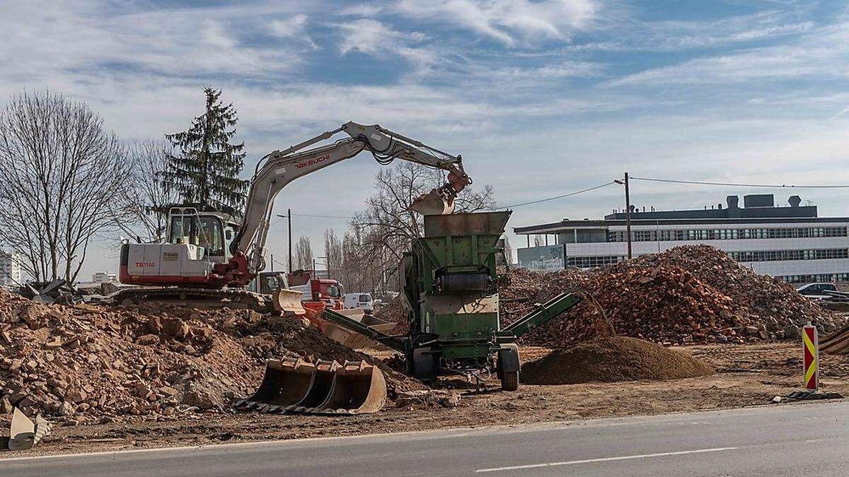 Rund 4230 Baustellen gab es im Jahr 2018. Knapp 2500 davon waren mit Grabungen verbunden