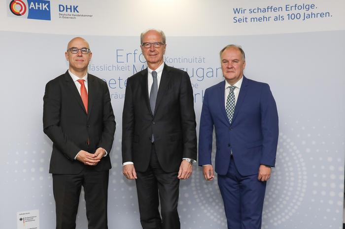 Gabriel Felbermayr (Wifo-Direktor), Hans Dieter Pötsch (DHK-Präsident), Thomas Gindele (Hauptgeschäftsführer DHK)