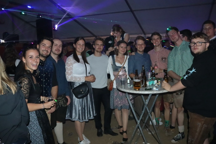 Klicken Sie sich durch die Bilder des St. Michaeler Bauernball.