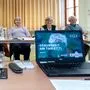 Die Teilnehmerinnen und Teilnehmer lernen, wie sie im Internet nach Gesundheitsinformationen suchen können