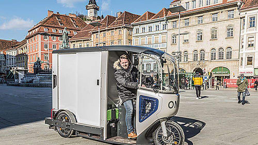 Mit solchen E-Kleintransportern und Lastenrädern wird GrazLog zustellen