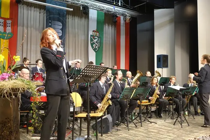 Für musikalische Unterhaltung sorgte die Bigband der Werkskapelle Bauer unter der Leitung von Blazka Oberstar-Bistan.