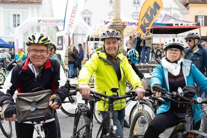 Großen Andrang gab es auch bei den kostenlosen Radchecks durch Intersport und Bike Total. Geschicklichkeitsspiele, Bewerbe und die Möglichkeit, E-Bikes zu testen, rundeten das Angebot ab.