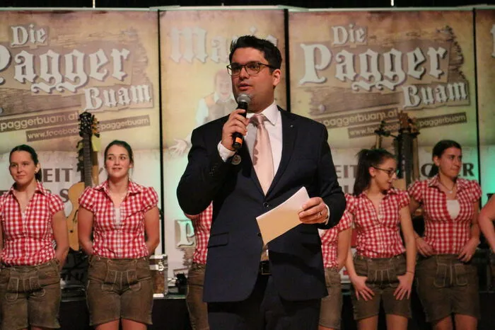 Organisiert wurde der Ball im Gemeindezentrum vom ÖVP-Forum Thannhausen, dessen Obmann Alexander Moga den Ball ...