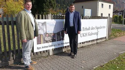 2015 kämpften Andreas Kühberger, Bürgermeister von Mautern und seit 2017 ÖVP-Nationalratsabgeordneter, und Kalwangs Bürgermeister  Mario Angerer mit anderen Liesingtaler Ortschefs um den UKH-Standort in Kalwang 