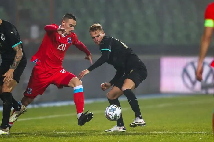 Philipp Lienhart 3. Der tadellose Defensivmann leistete sich in der Abwehr keine Fehler, wirkte aber vielfach zu brav. Sein Können versickert auf diese Weise im Hintergrund. In seinem Fall kann der Mut wachsen.