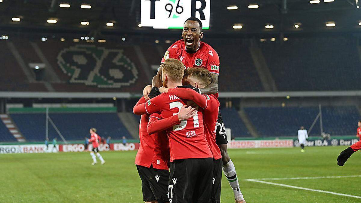 Hannover jubelte im Pokalspiel gegen Mönchengladbach
