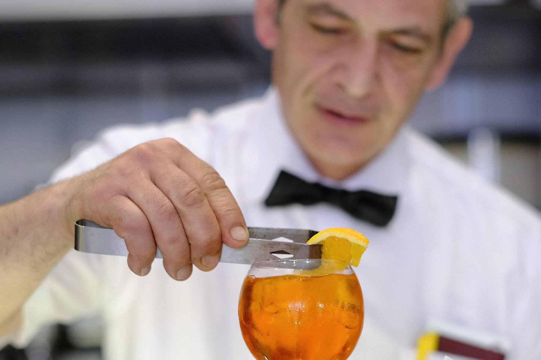 Billige orangefarbene Nachahmer bedrohen die Erfolgsmarke Aperol