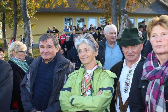 Im Vorjahr kam die Zugabe. Da feierte Bernsteiner seinen runden Geburtstag und lud zahlreiche Freunde, Nachbarn und Arbeitskollegen zu einer Party ein. Statt Geschenken gab es Spenden für die Kapelle.