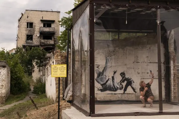 Banksy-Werk in Borodyanka, Ukraine
