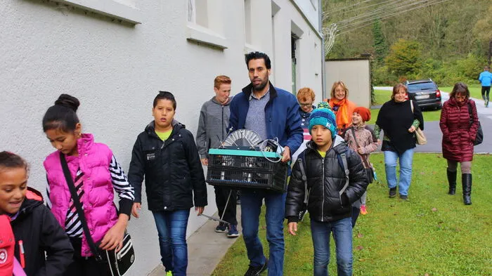 Mehr als 1000 Schüler besuchten heuer bereits im Rahmen von rund 50 Workshops den Lerngarten im Kraftwerk Arnstein, in welchem Kindern Informationen rund ums Thema Strom im Speziellen und Physik im Allgemeinen näher gebracht werden.