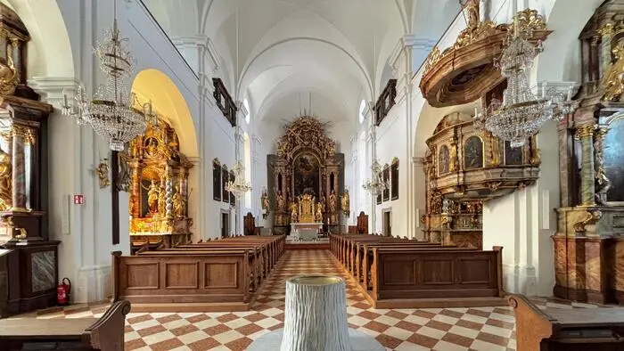 In der Pfarrkirche Deutschlandsberg sind vier Hauptmänner der früheren Herrschaft Landsberg bestattet