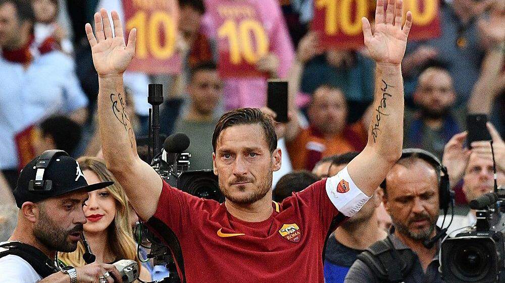 Francesco Totti bei seinem Abschied von den Roma-Fans