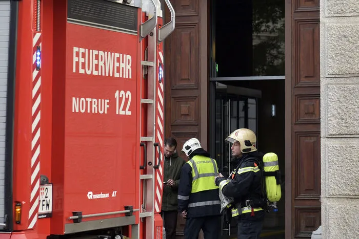 Bereits nach einer halben Stunde konnte die Feuerwehr "Brand aus" melden!