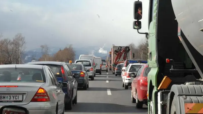 Unter anderem auf der S 6 ist mit erhöhtem Verkehrsaufkommen zu rechnen (Symbolbild)