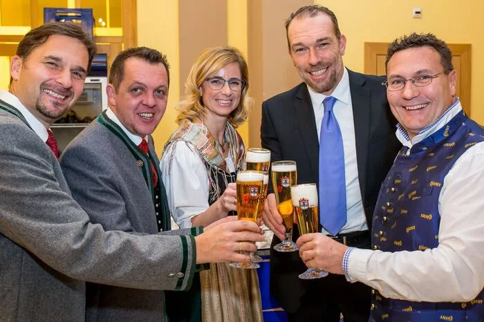Klicken Sie sich durch die Bilder ...