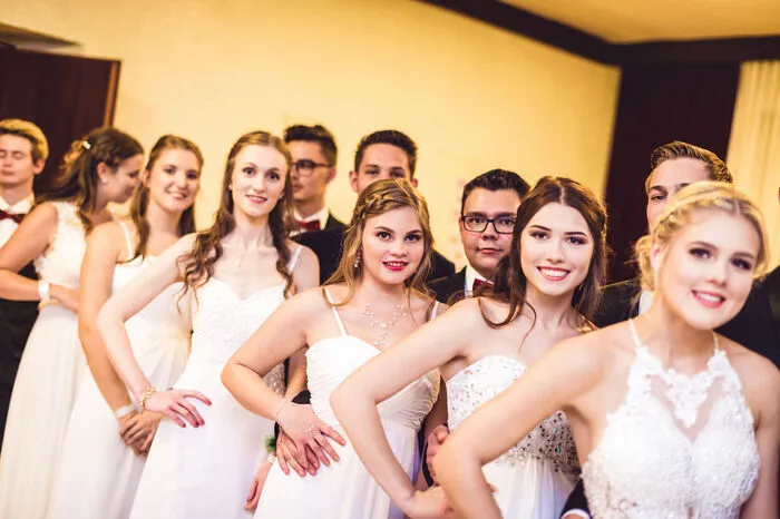 Gezeigt wurde auch eine spektakuläre und anspruchsvolle Polonaise. Und auch die Mitternachtseinlage sorgte für Aufsehen.
