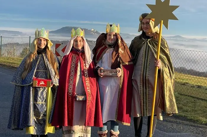 Auch in St. Anna am Aigen schwärmten motivierte Sternsinger aus um Segenswünsche zu überbringen