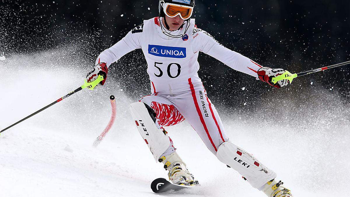 Adrian Pertl sicherte sich bei der Junioren-WM in Aare Gold im Slalom