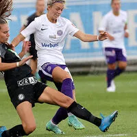 Valentina Kröll (links) darf sich im Nationalteam beweisen