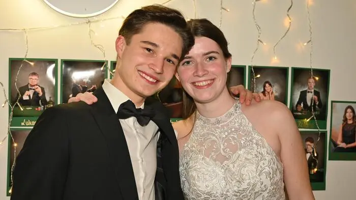 Ballchefin Leonie Truppe und Ballchef Michael Altmann freuten sich über die vielen Gäste.