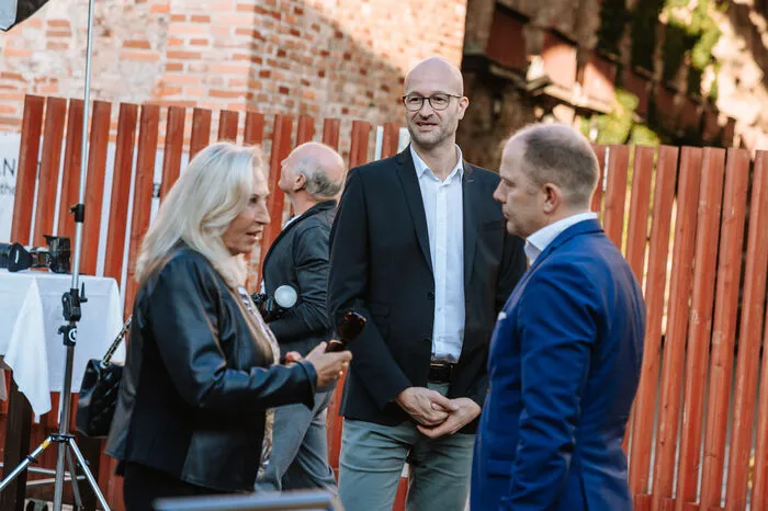 Mit Opernredoute-Organisator Bernd Pürcher
