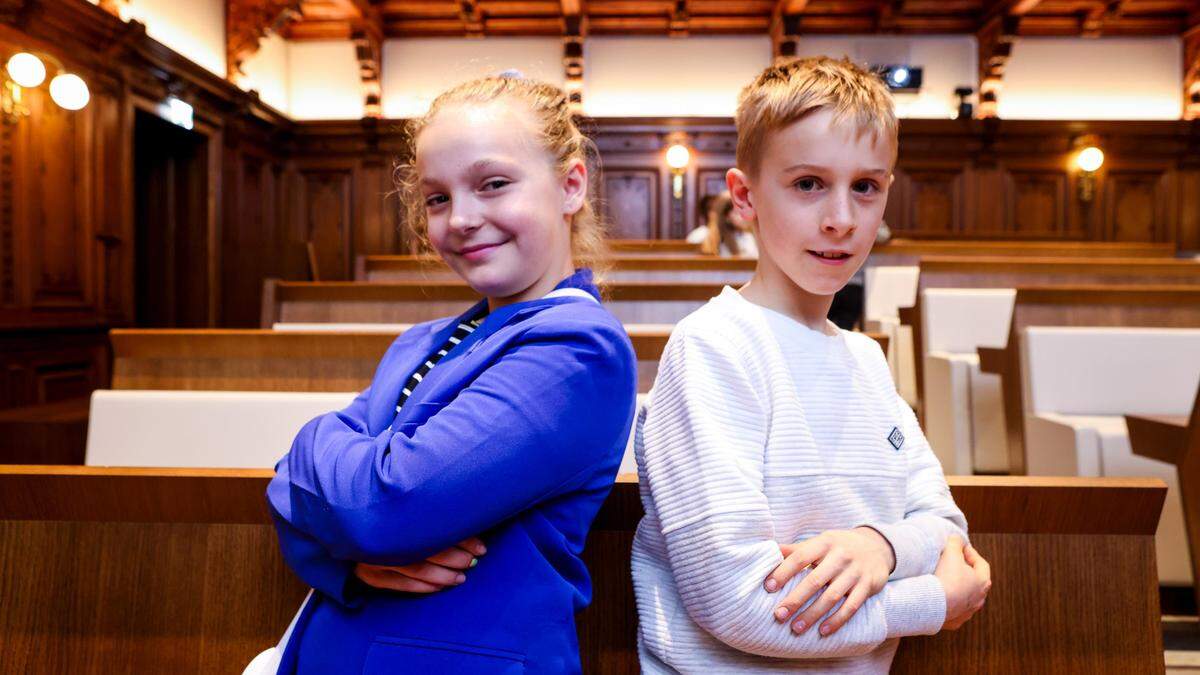 Frisch angelobt: Fabienne und Fabian im Grazer Rathaus