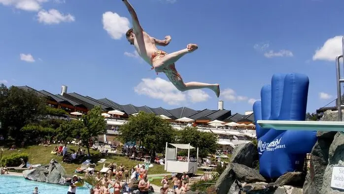 „Stani vs. Loipersdorf“ - Ein Spiel mit Einsatz und Herz im Thermenresort Loipersdorf