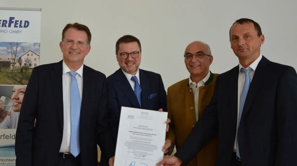 Zertifikatsverleihung im Leibnitzer Rathaus: Franz Krainer, Alexander Schwanzer, Heinrich Gernedel Jörg Kaplaner