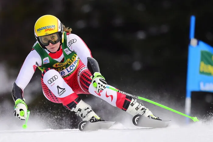 Cornelia Hütter: Knorpelfraktur an rechter Oberschenkelrolle, erlitten am 2. Dezember im Super-G von Lake Louise. 5 Wochen Pause