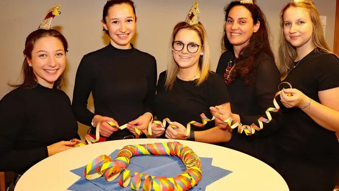 Das Serviceteam ließ schon bei der Generalprobe niemandem im Trockenen sitzen. 