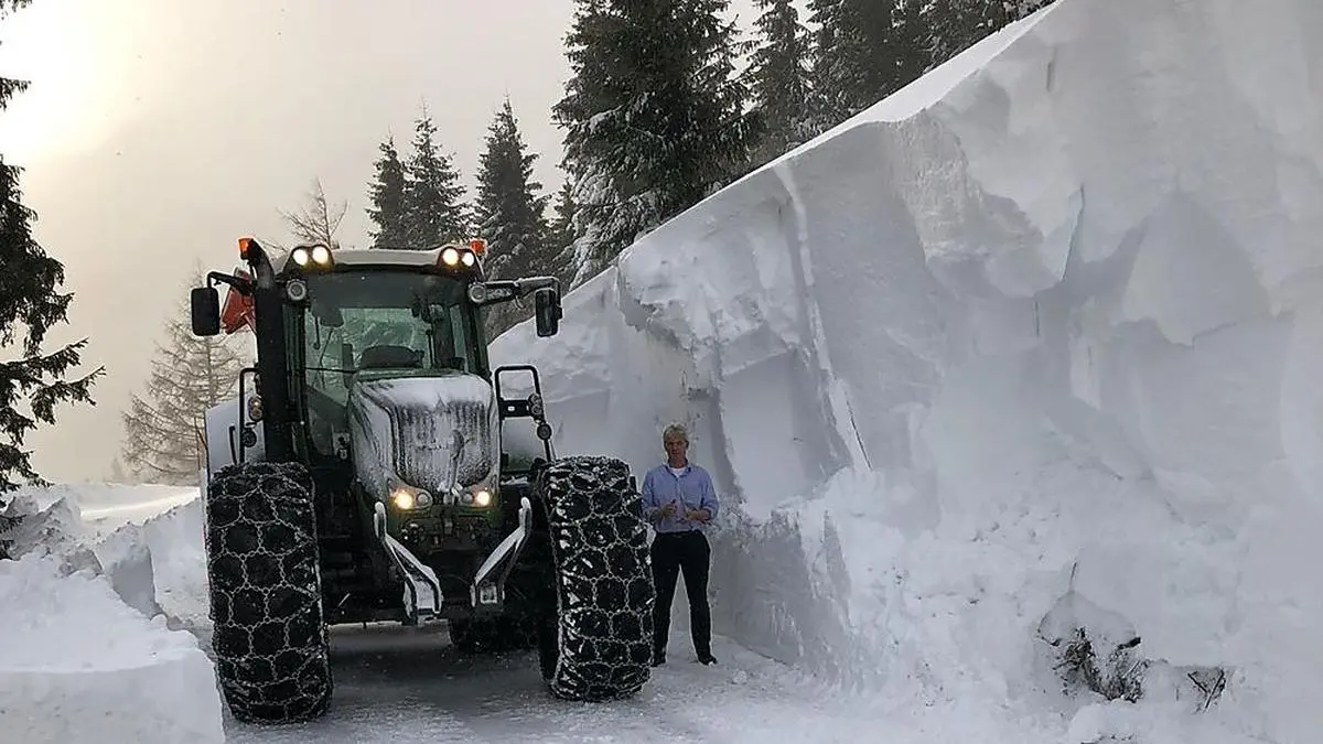 Am Polster gilt es teilweise vier Meter eingewehten Schnee zu bewältigen