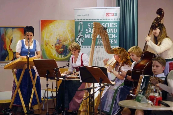 Ein überaus musikalischer Abend mit Darbietungen der Praßl Musi...