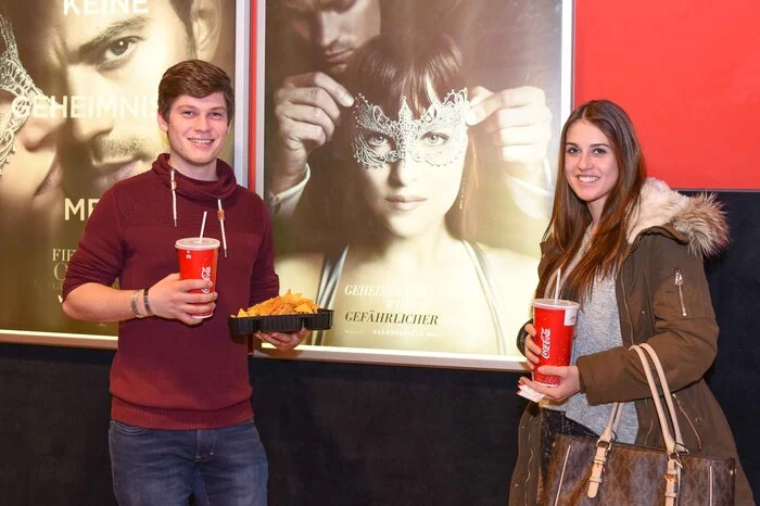 Gezeigt wurde der Film "Fifty Shades of Grey - Teil 2" mit VIP Empfang, Prosecco und Snack´s.