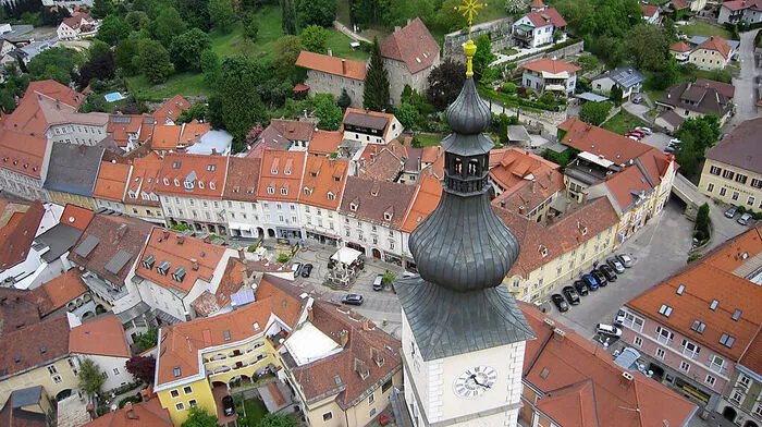 Die Bezirkshauptstadt Wolfsberg investiert in Infrastruktur und in die Sanierung von Bildungseinrichtungen im Gemeindegebiet
