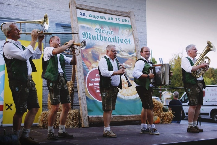 Seit dem ersten Mulbratlfest dabei: Die "Nix Neix Musi".