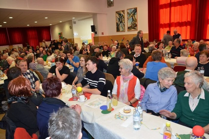 Beide Vorstellungen waren bestens besucht, das Programm konnte sich sehen lassen.