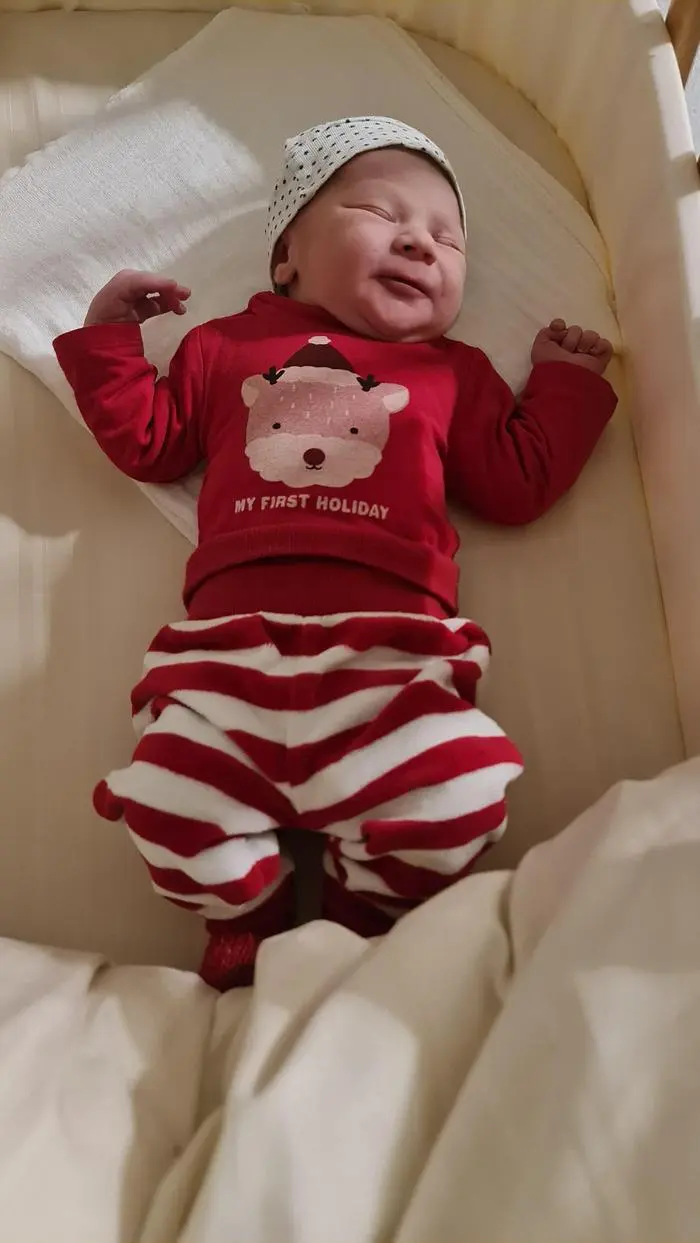 Baby Johannes Buchner und Mama Judith haben jeweils am 24. Dezember Geburtstag