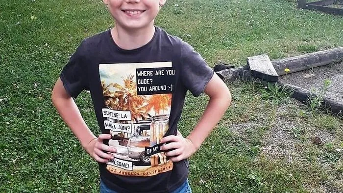Arjen Schwaiger (8), Nußdorf-Debant: Ich finde es schade, dass wir im Hof nicht Fußball spielen dürfen. Ein Nachbar hat uns einmal den Ball weggenommen. Sonst sind aber alle immer ganz nett.