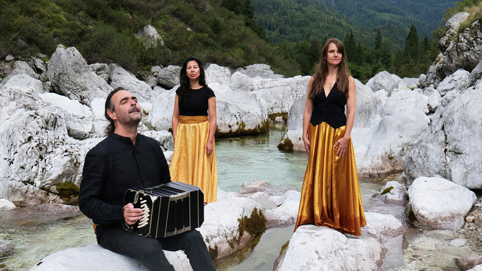 Rudi Katholnig, Sara Zambrano und Natalie Krainer erforschen die Grenzen
