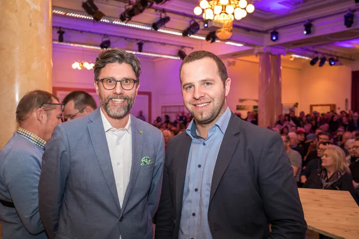 Klicken Sie sich durch die Fotos!
