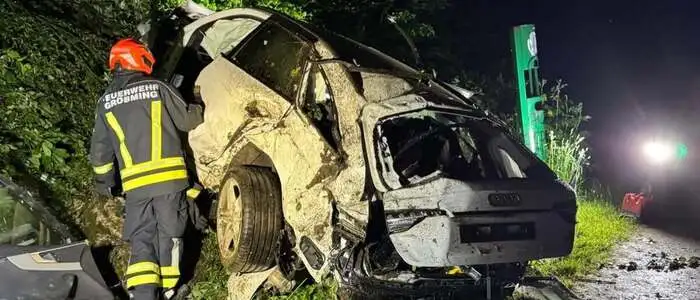 Das Auto wurde komplett zerstört