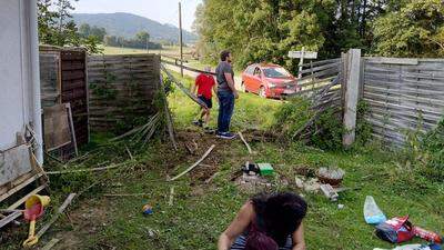 Am 1. September landete ein Auto im Garten der Familie Miesenböck