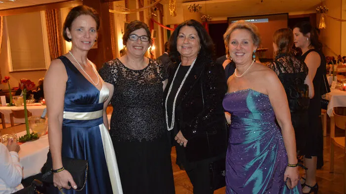 Christiane Benger (Altosasso), Evelin Pirčer (IKZ-Völkermarkt), Elisabeth Scheucher-Pichler (Hilfswerk-Präsidentin) und Gisela Meran (Altosasso)